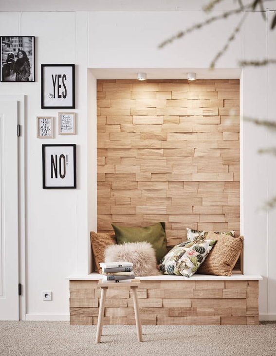 Sitzecke mit Spaltholzelement